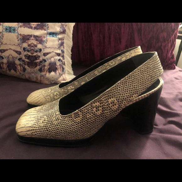 Vintage Calvin Klein “Pellame” Shoe - Picture 2 of 5